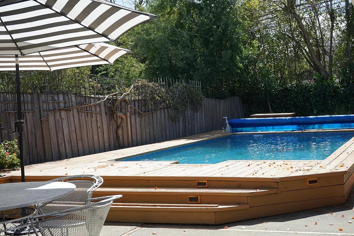 In ground vinyl-lined pool - Wisteria Way