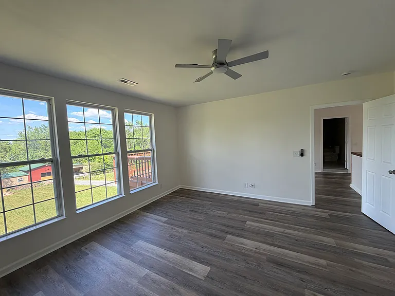 108 Crestview Dr — Photo 18