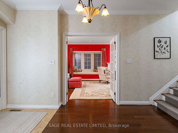 5th image of 124 Blythwood Rd