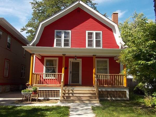 2nd image of 212 Blackhawk Ave
