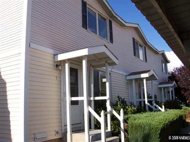 1st image of 1296 Redwood Cir APT 5