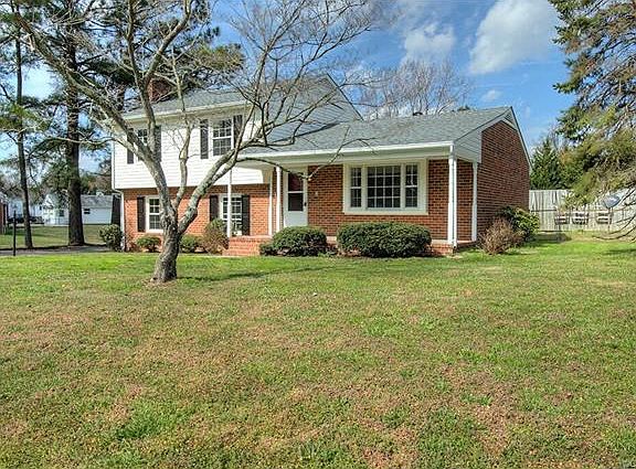 2nd image of 7096 Sunnyhill Dr