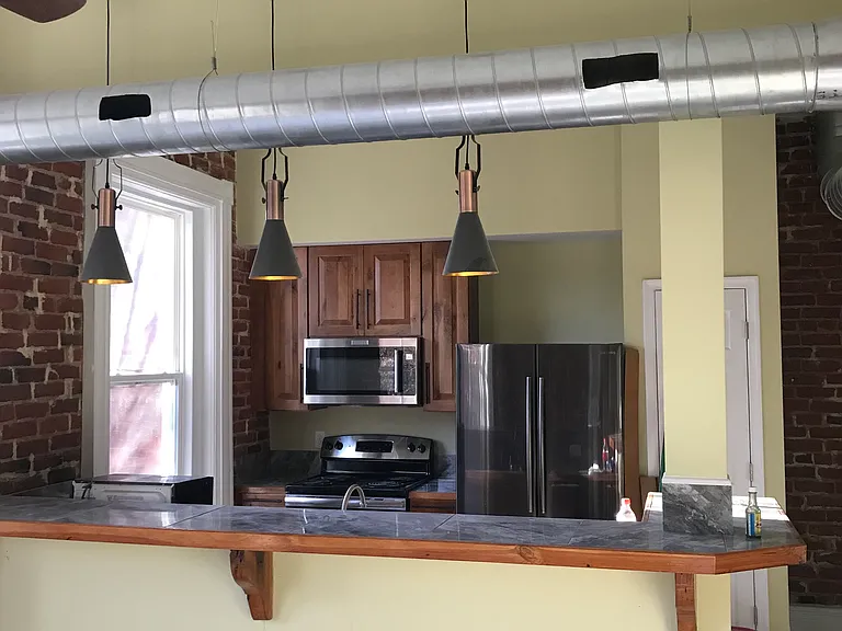 1012 Park Ave #3 — Photo 3