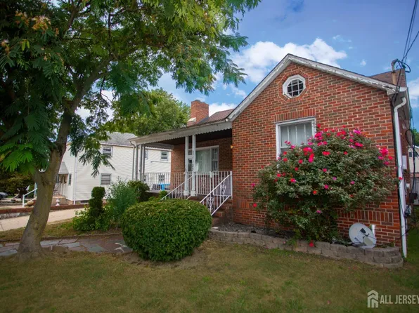 137 Washington Rd, Sayreville, NJ 08872