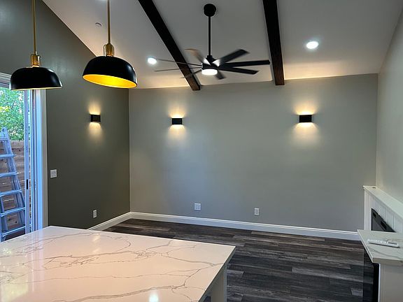 4th image of 9750 Headley Way