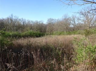 446 Highway Y, Winfield, MO 63389