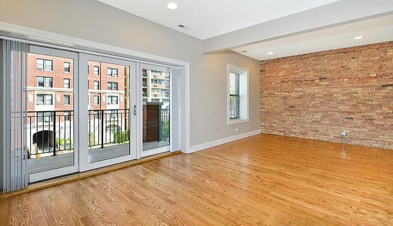 1st image of 423 W Belmont Ave #211A