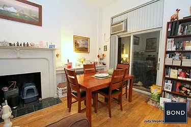 Rented by Bond New York