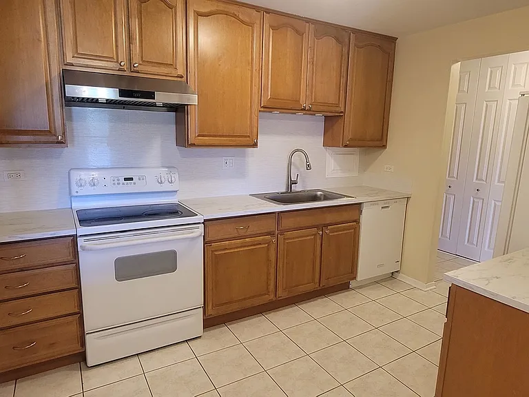 1515 E Central Rd #318C — Photo 3