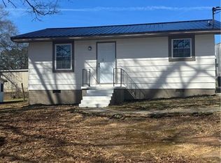 42 Busha St, Toccoa, GA 30577