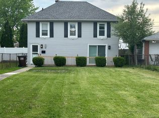 17788 Quarry St, Riverview, MI 48193