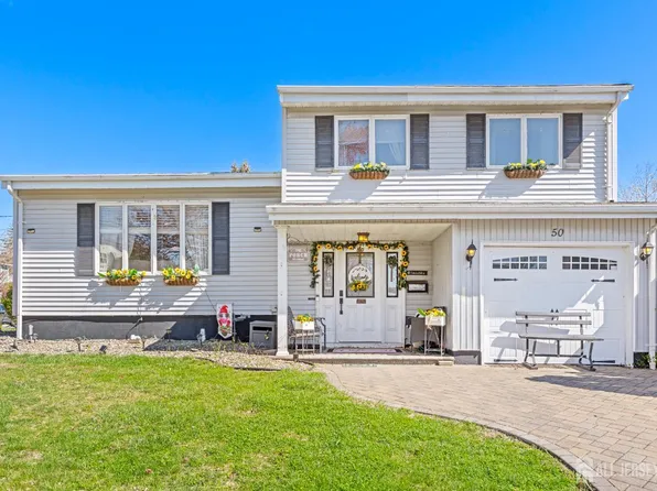50 Cindy St, Old Bridge, NJ 08857