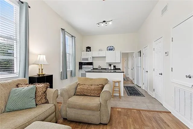 3500 Palmyra St — Photo 5
