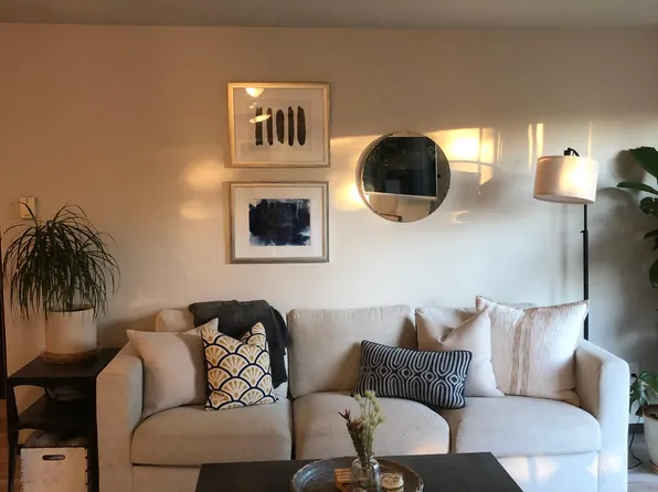 4020 Aurora Ave N APT 212, Seattle, WA 98103