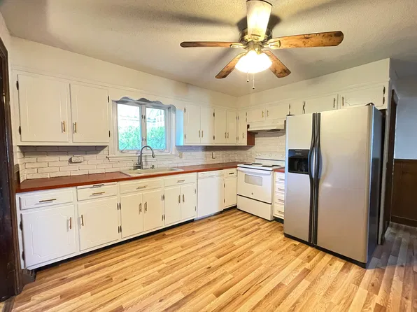 171 Leonard Ave #1, East Providence, RI 02914