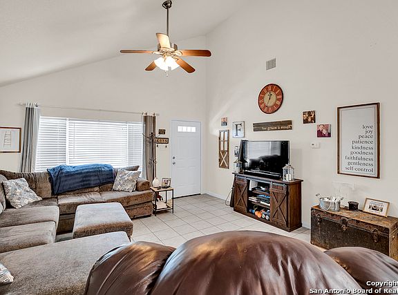 2nd image of 304 Caveside Dr