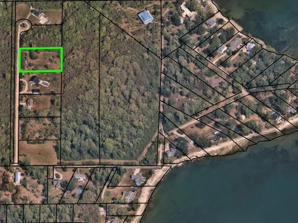 10 Pheasant Ln, Kelleys Island, OH 43438