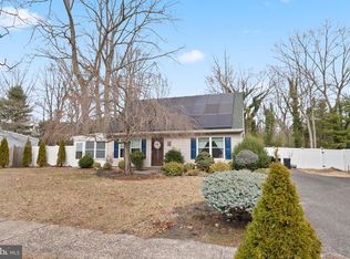 12 Centennial Rd, Sicklerville, NJ 08081