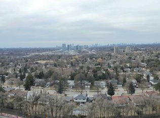 50 Forest Manor Rd #1504, Toronto, ON M2J0E3