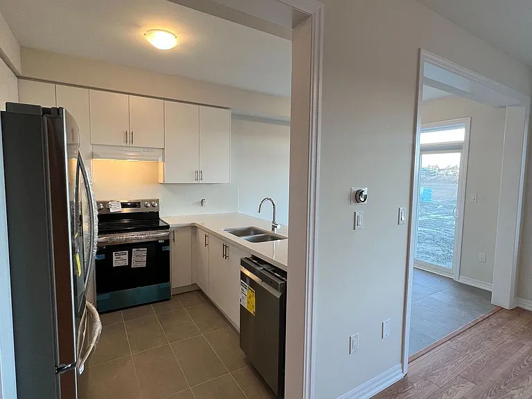 42 Ed Ewert Ave — Photo 16