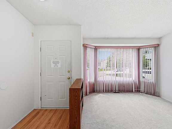 5th image of 60 W Rundlelawn Grn NE