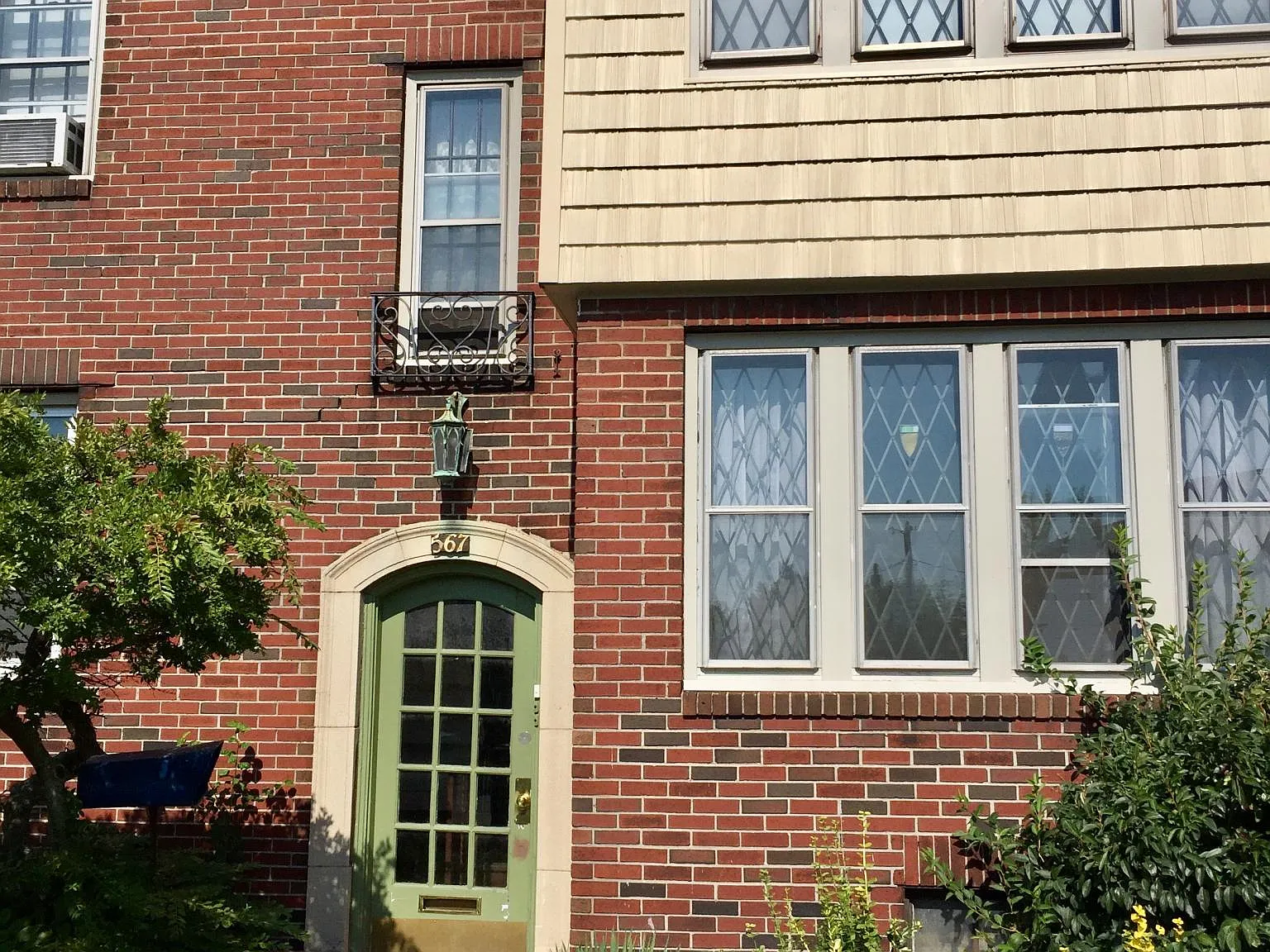 2 bed, 900 sqft, $1,510 — Photo 1