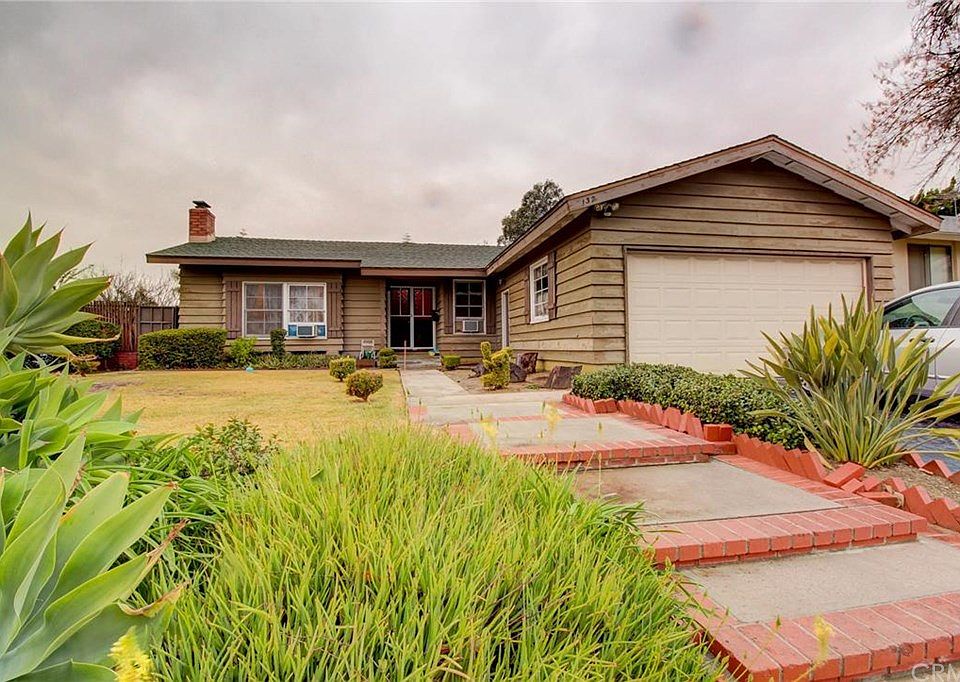 1st image of 137 Gunsmoke Dr