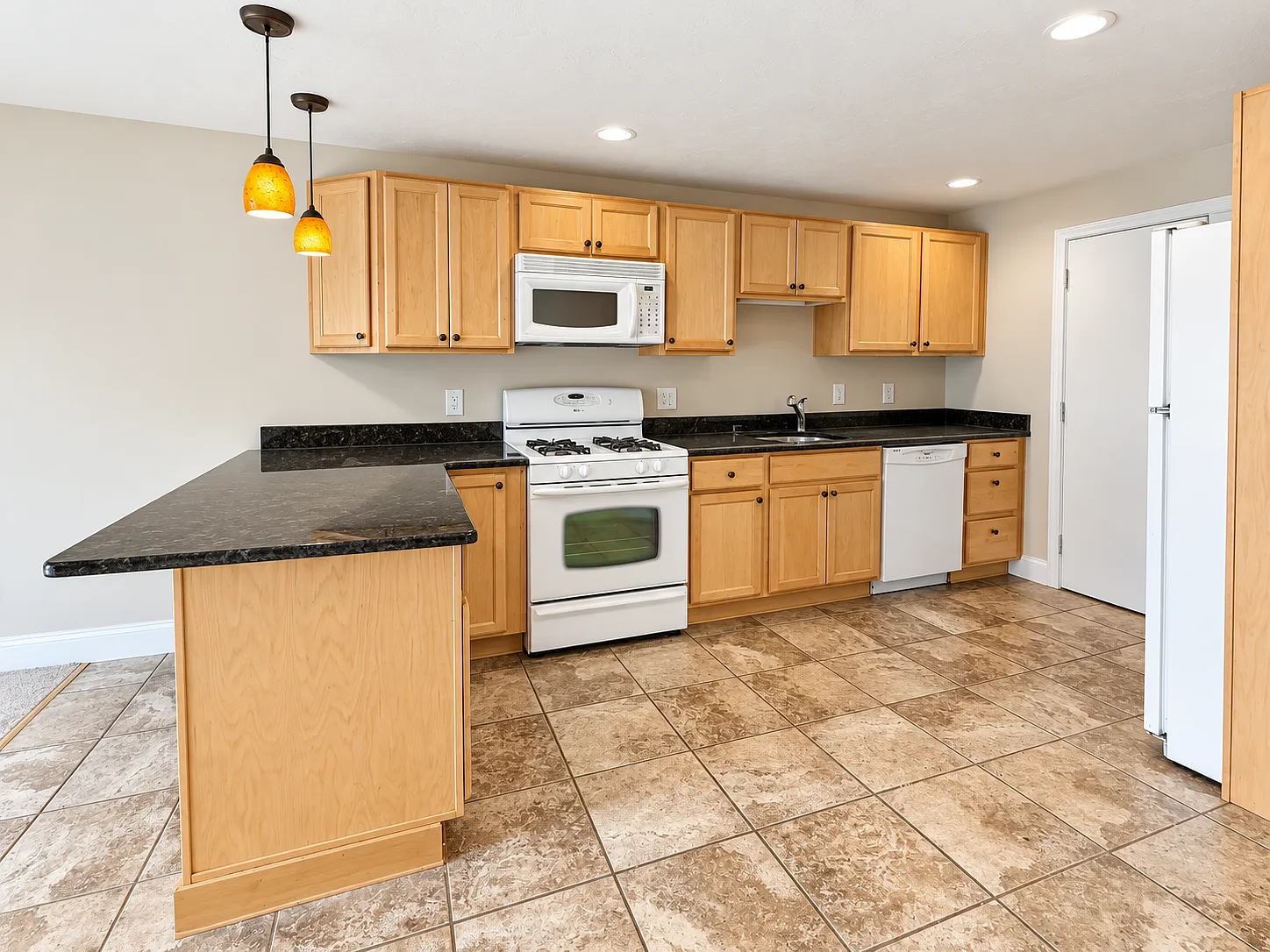 1 bed, 609 sqft, $1,875 — Photo 2