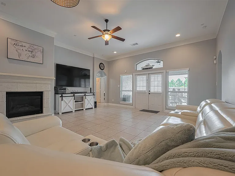 4227 Lodge Ranch Ct — Photo 12