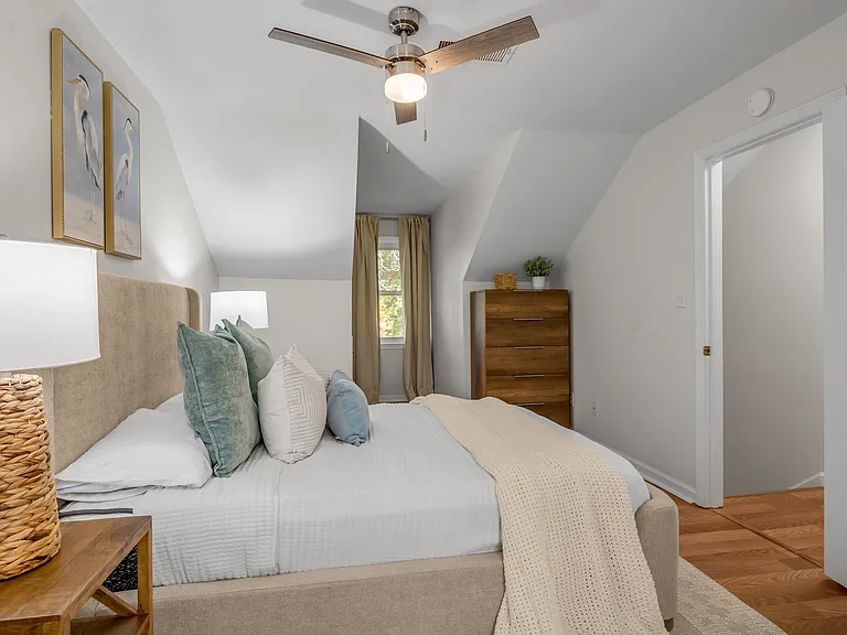 1132 Dunbarton Ln — Photo 37