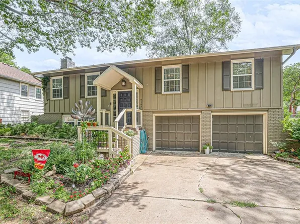 9147 Larsen Dr, Overland Park, KS 66214