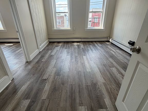 3rd image of 938 W Side Ave #4F