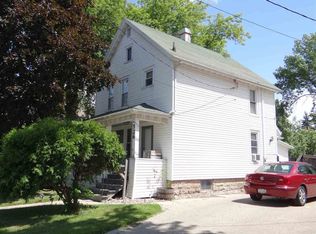 526 Maple St, Neenah, WI 54956