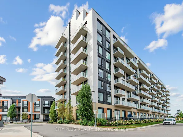 6 David Eyer Rd #210, Richmond Hill, ON L4S 0N5