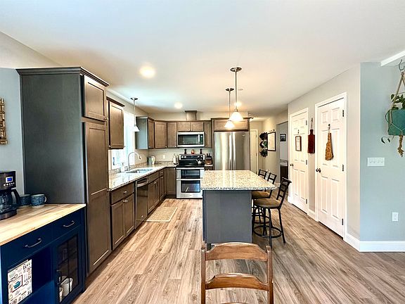 5th image of 470 Kearsarge Valley Road