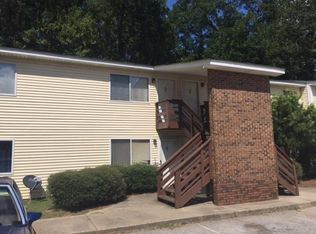 136 Cambridge Ave W APT 5, Greenwood, SC 29646