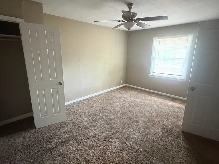 3514 Golfview Rd #1 — Photo 6