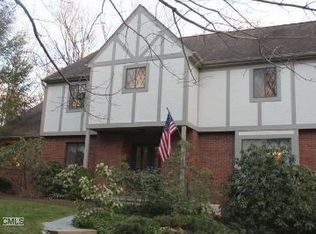 43 Old West Mountain Rd, Ridgefield, CT 06877