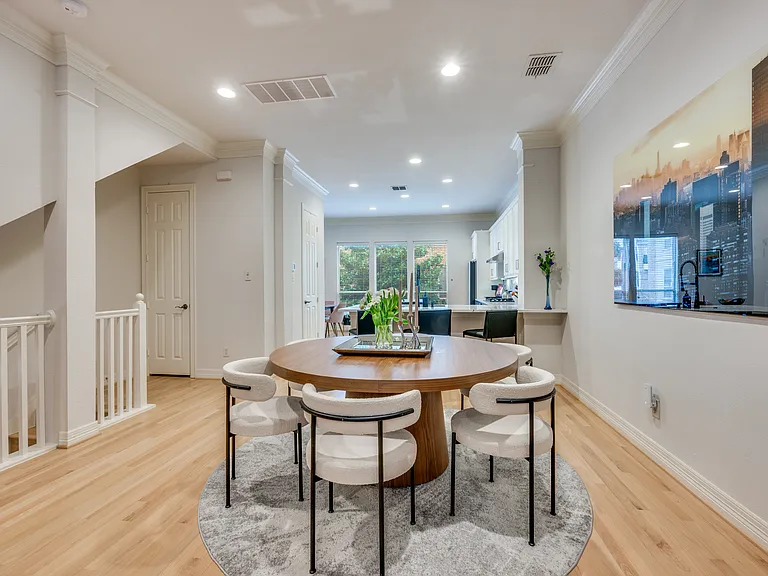 4232 Holland Ave — Photo 13