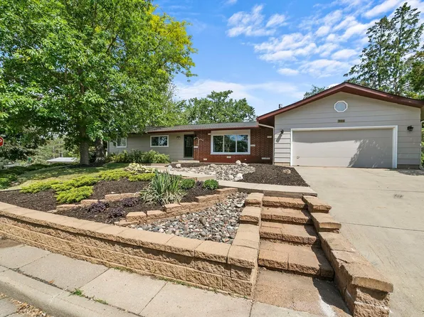 903 Saint Croix St N, Hudson, WI 54016