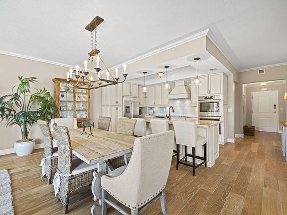 4th image of 624 Bay Colony Drive S #624