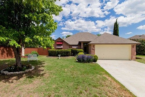 5th image of 4205 Woodcrest Ct