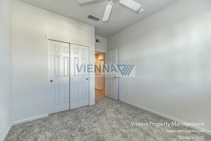 1003 Ferry Cir — Photo 20