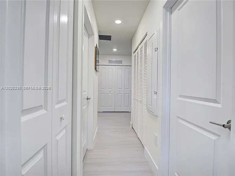 4534 NW 83rd Ave — Photo 28