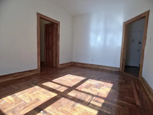 Rented by Sovereign Associates | media 13