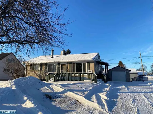 217 Fairfax Rd, Hoyt Lakes, MN 55750