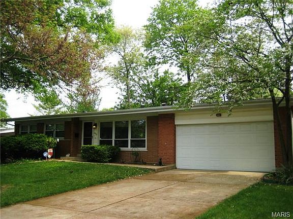 2nd image of 1415 Wadsworth Dr
