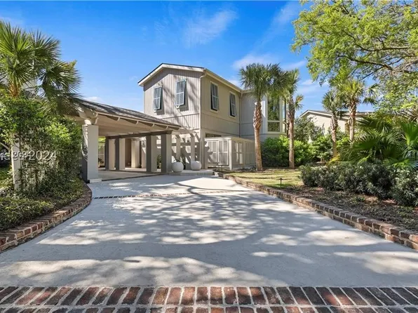 35 Baynard Park Rd APT 411, Hilton Head Island, SC 29928