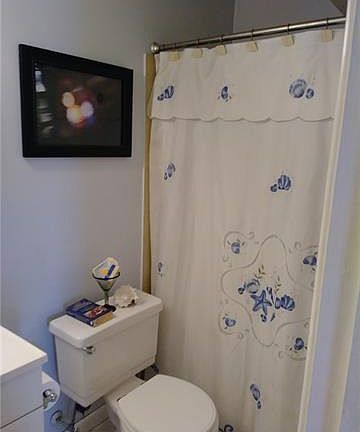 4th image of 2301 Edenborn Ave APT 806
