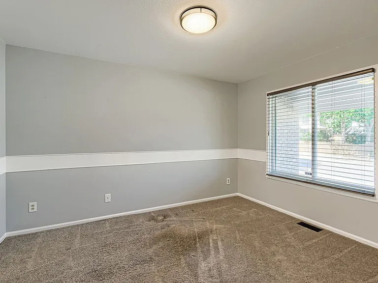 9344 Montrose Way — Photo 9